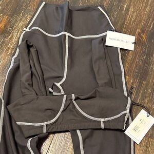 WeWoreWhat Black Activewear Set with White Stitching